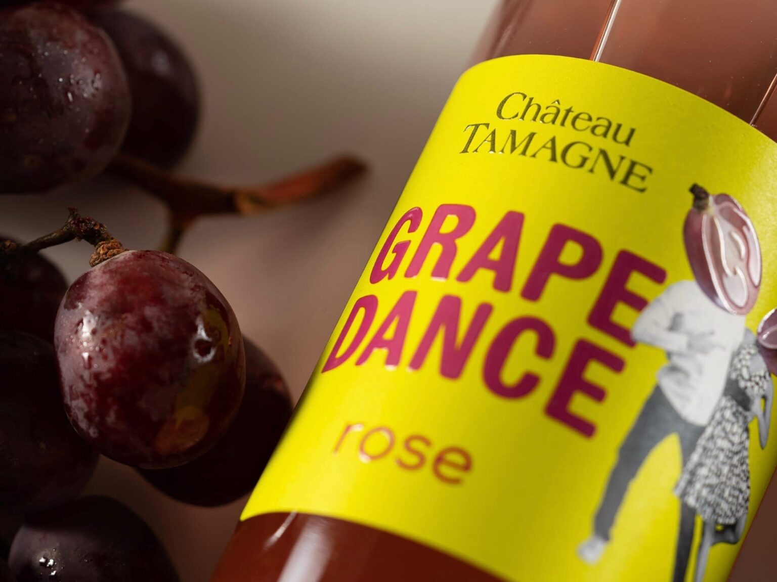 75л. Шато тамань грейп дэнс розовое полусухое. 75. Grape dance rose вино. Вино грейп данс шато тамань.